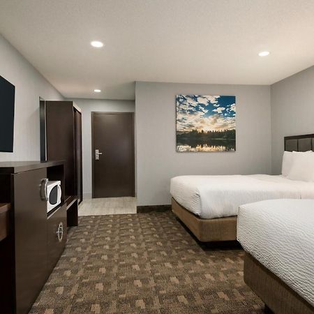 Days Inn By Wyndham Wainwright Exterior photo